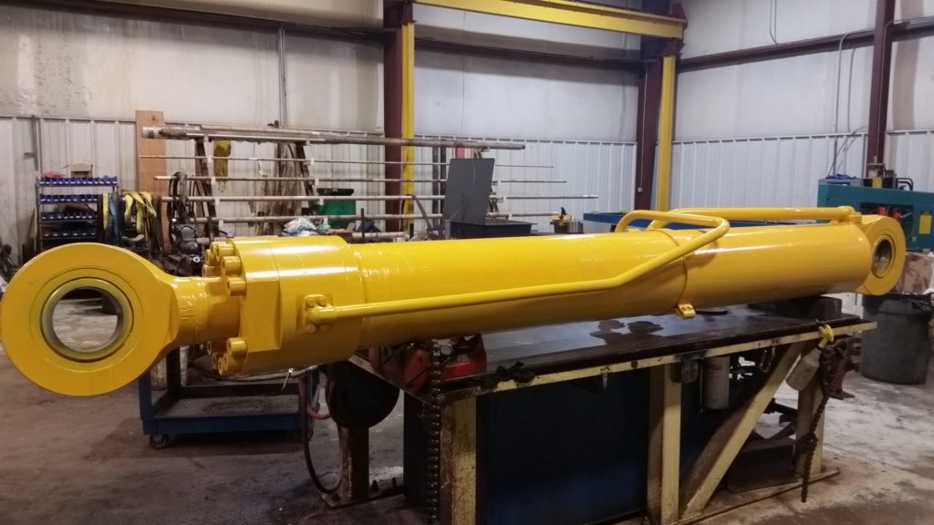 Hydraulic cylinder repaired and tested.